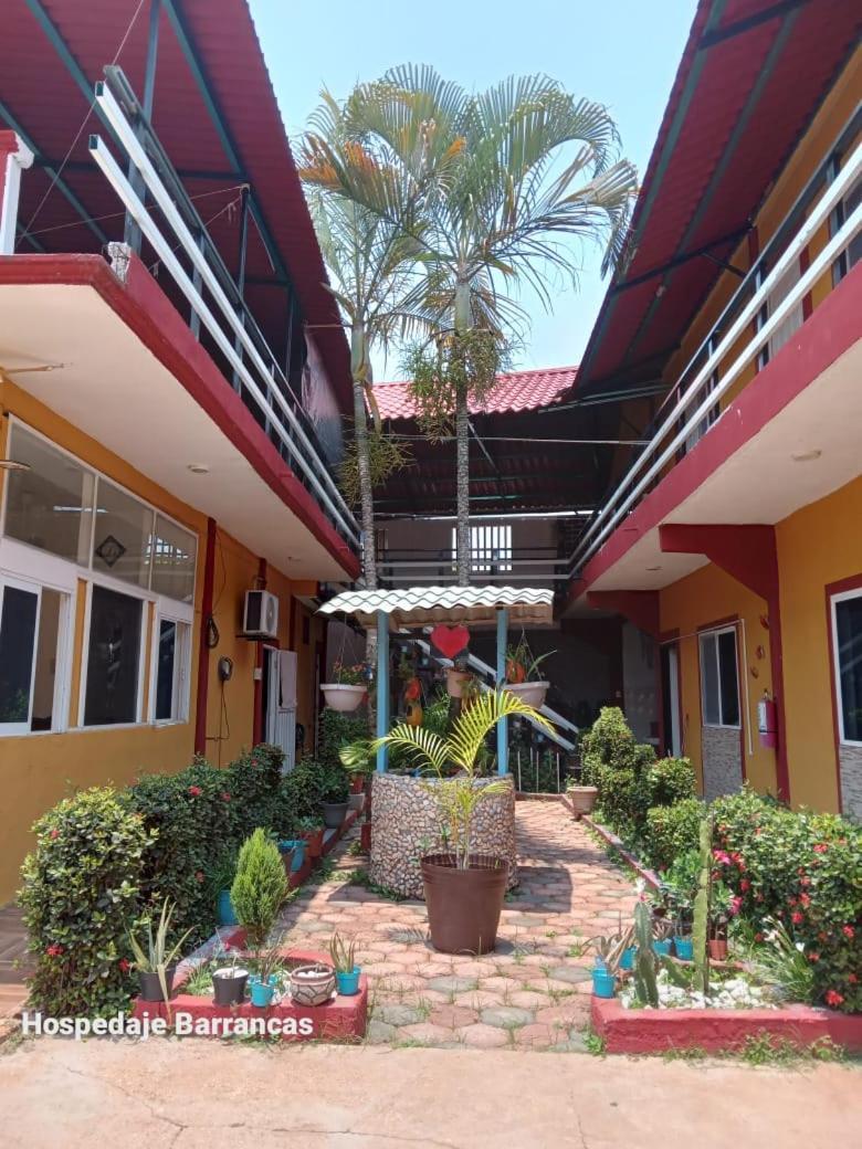 Hotel Hospedaje Barrancas Cosoleacaque Esterno foto